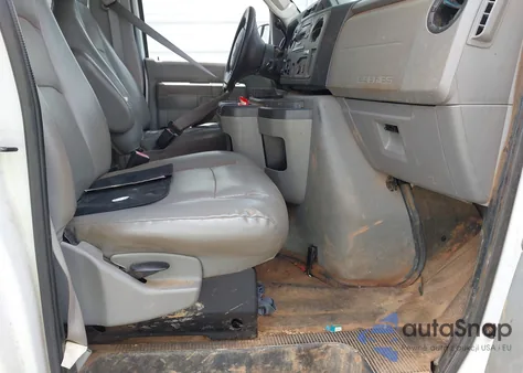 2013 Ford E-350 Super Duty Xl из США, поврежденный, VIN 1FBSS3BL0DDA07125